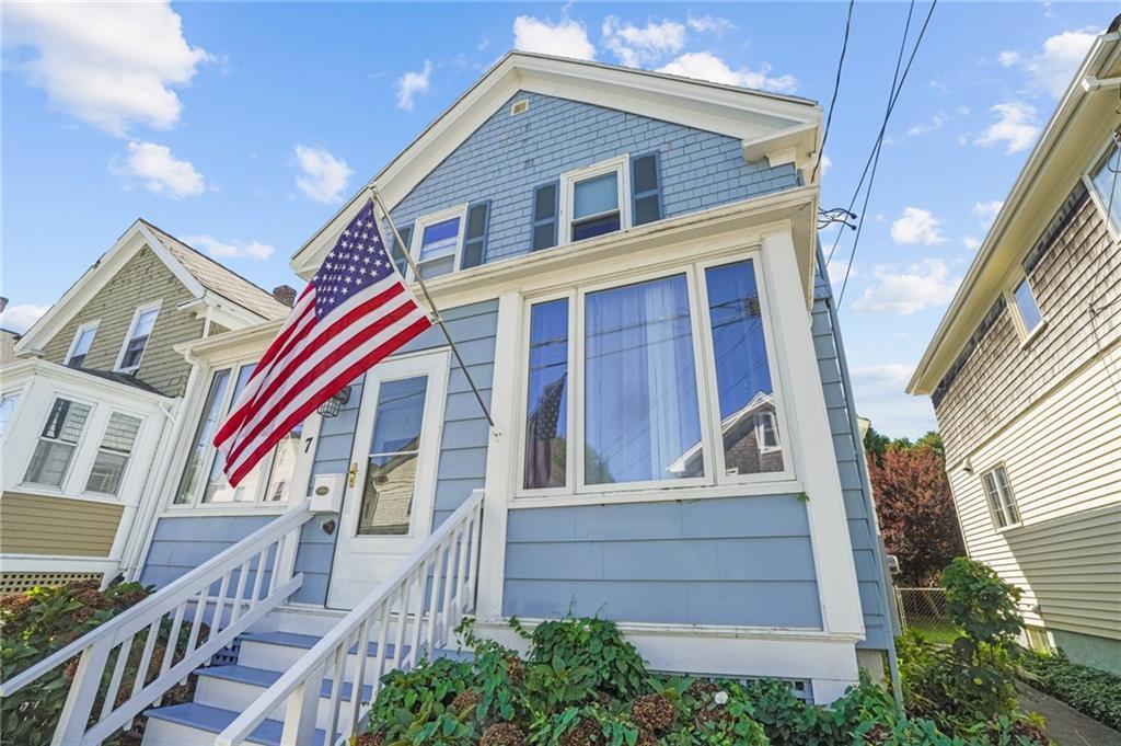 7 Atlantic St in Newport, RI - Foto de edificio