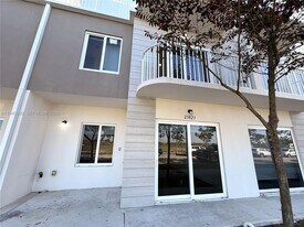 25823 SW 145th Ave in Naranja, FL - Building Photo