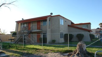 3670 Ala Dr in Las Vegas, NV - Building Photo