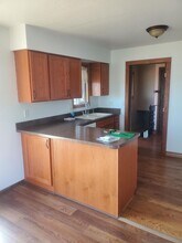 8105 W Valley Rd in Clayton, WA - Building Photo - Building Photo