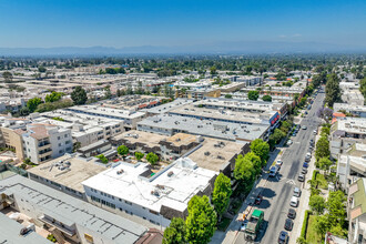 Elegance Encino in Encino, CA - Building Photo - Building Photo