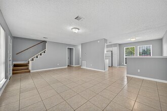 13314 Townwood Dr in Houston, TX - Building Photo - Building Photo