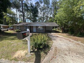 2425 Amsterdam Dr in Augusta, GA - Building Photo
