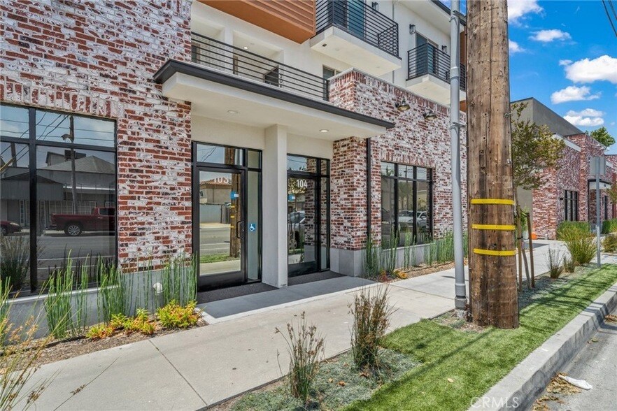 24809 Narbonne Ave in Lomita, CA - Building Photo