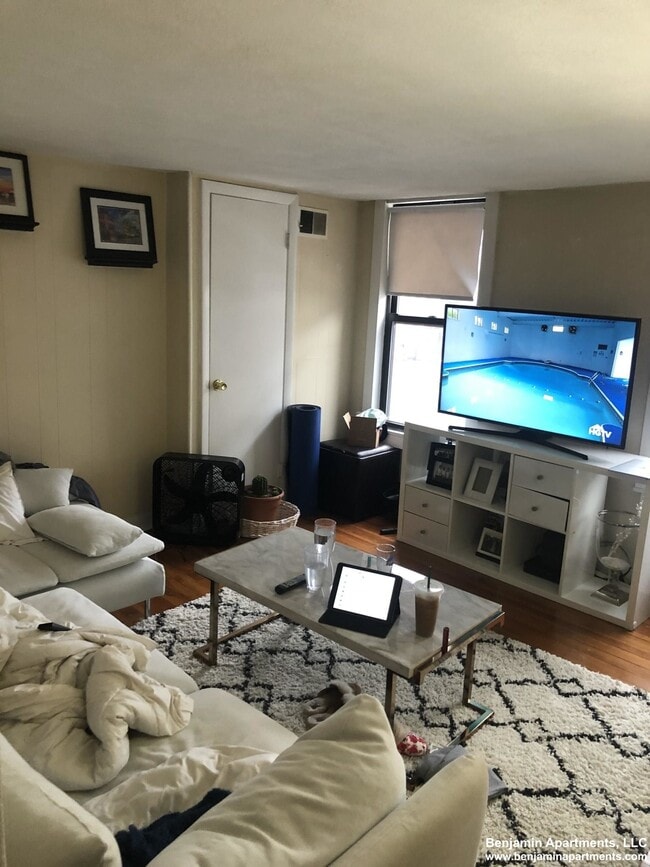 238 Cambridge St, Unit 1