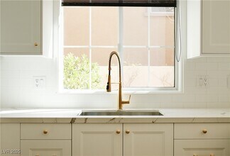 2276 Aragon Canyon St in Las Vegas, NV - Building Photo - Building Photo