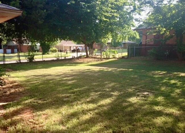 601 N 6th Ave in Purcell, OK - Building Photo - Building Photo