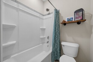 404 Veronica Ct in Clarksville, TN - Building Photo