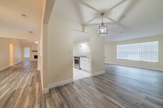 785 Hawser St NE in Palm Bay, FL - Building Photo - Building Photo