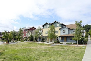 Rainier Vista in Seattle, WA - Building Photo