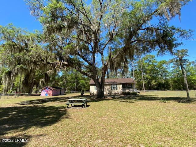 39 State Rd S-7-161 in Saint Helena Island, SC - Building Photo - Building Photo