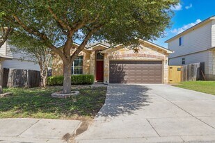 810 Campion Red in San Antonio, TX - Building Photo