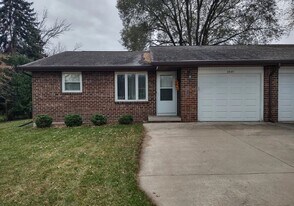 2845 Woodale Ave in Green Bay, WI - Building Photo