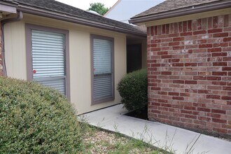 12907 Maxfield Dr in Houston, TX - Building Photo - Building Photo
