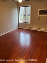 136 Amberly Dr in Englishtown, NJ - Building Photo - Building Photo