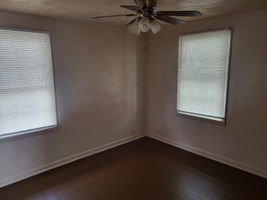 205 Modisette Ave in Donora, PA - Foto de edificio - Building Photo