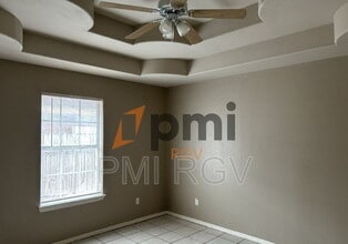 809 W Bronze Dr in Pharr, TX - Building Photo - Building Photo