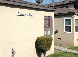 821 W 84th St in Los Angeles, CA - Building Photo - Building Photo