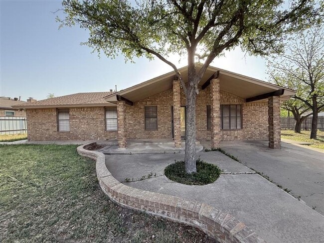 728 Spencer St in San Angelo, TX - Building Photo - Building Photo