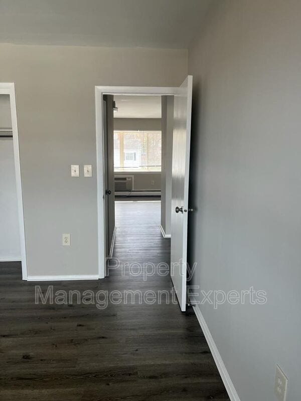 property at 2330 Glendale Terrace