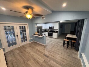 4139 Bell Ave in Sarasota, FL - Building Photo - Building Photo