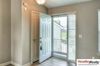 5603 S 193rd Ave in Omaha, NE - Building Photo - Building Photo