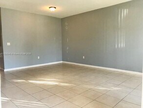 2539 SW 82nd Ave in Miramar, FL - Building Photo - Building Photo