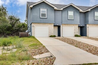 21422 Santa Carlo Ave, Unit A in Leander, TX - Building Photo - Building Photo