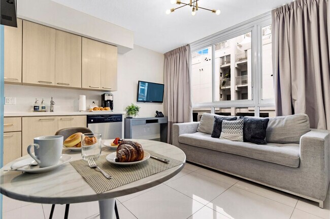 1700 SW 2nd Ave in Miami, FL - Building Photo - Building Photo