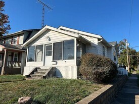 1729 Patterson Rd in Dayton, OH - Building Photo