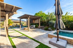 12725 W Dale Ln in Peoria, AZ - Building Photo