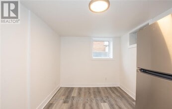 19-19 Caithness Dr in Welland, ON - Building Photo - Building Photo