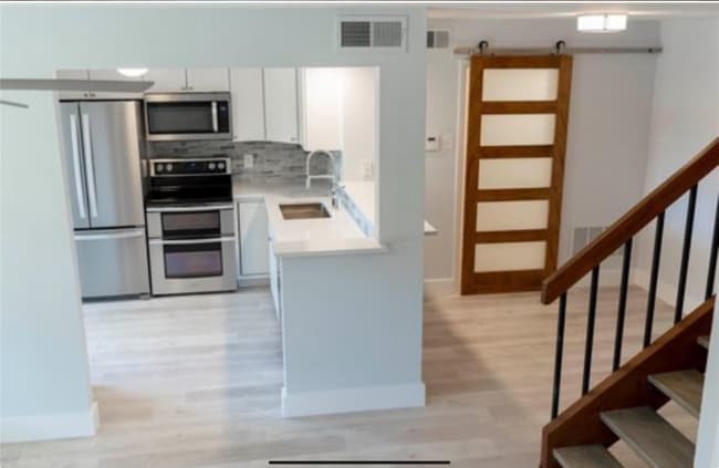 property at 5626 Preston Oaks Rd