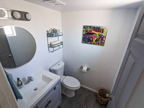 109 W Oak Ave in Flagstaff, AZ - Foto de edificio - Building Photo