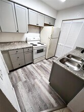 1023 S Hiawassee Rd in Orlando, FL - Building Photo - Building Photo