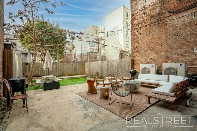 Prime Williamsburg 3-Bedroom with Private Backyard + Laundry in Building