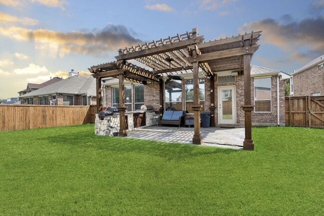 2840 Prado in Grand Prairie, TX - Building Photo - Building Photo