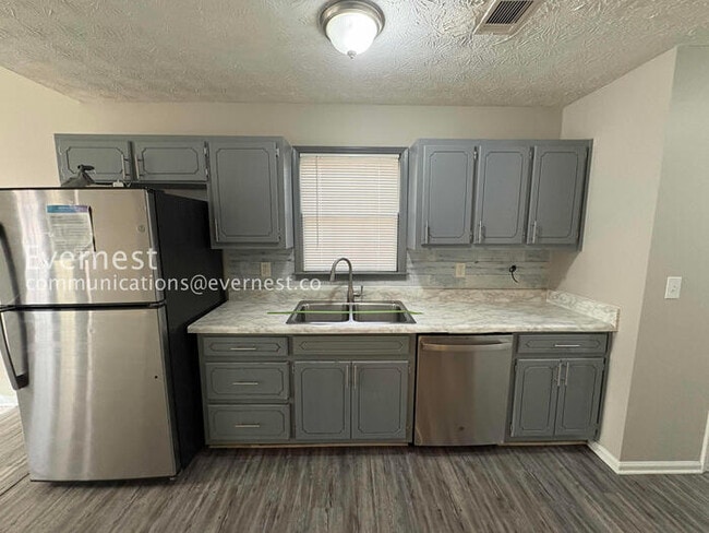 130 Summerfield Dr in Mcdonough, GA - Building Photo - Building Photo