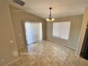 11825 W Maui Ln in El Mirage, AZ - Building Photo - Building Photo