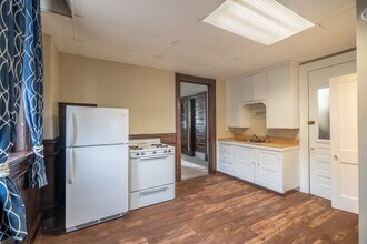 453 Penora St-Unit -3 in Depew, NY - Foto de edificio - Building Photo