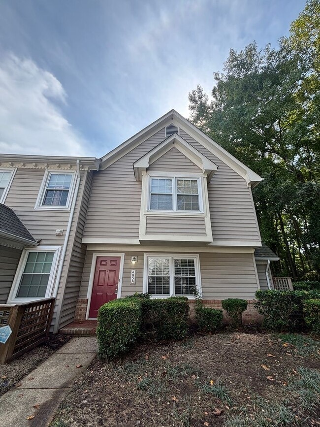 405 Bracknell Arch in Chesapeake, VA - Building Photo - Building Photo