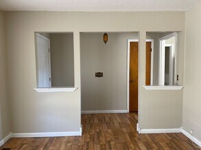 245 Del Rio Terrace in Ozark, AL - Building Photo - Building Photo