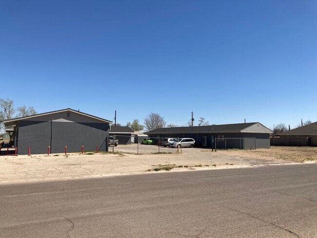 500 E Louisiana Ave in Midland, TX - Building Photo - Building Photo