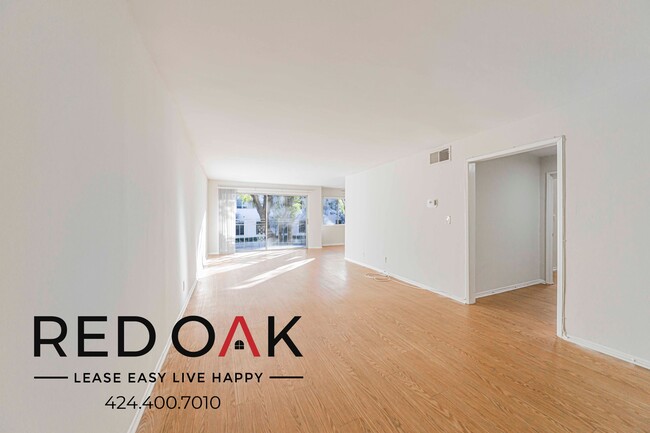 property at 5204 Yarmouth Ave