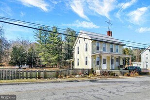 367 High St in Orrtanna, PA - Building Photo