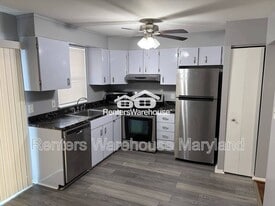 37 Cardor Ct in Perry Hall, MD - Building Photo