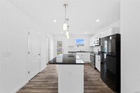 310 Newbridge Wy photo'