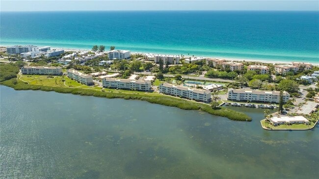 4780 Gulf of Mexico Dr in Longboat Key, FL - Building Photo - Building Photo