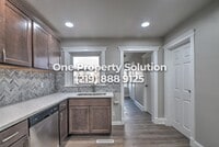 4628 Towle Ave photo'