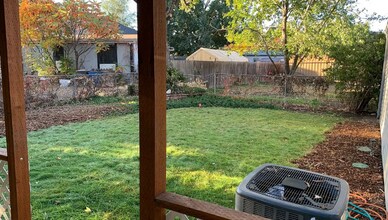 215 E 48th St in Garden City, ID - Building Photo - Building Photo